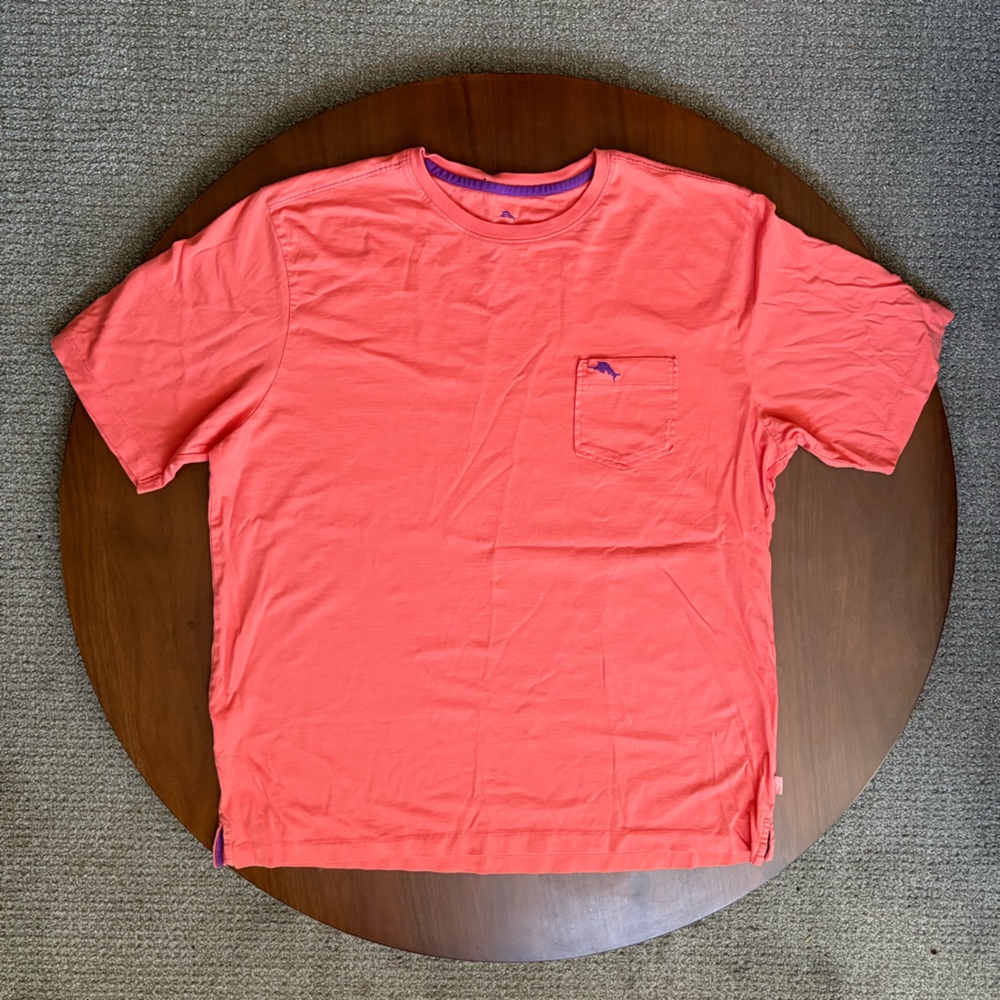 Tommy Bahama Tee Bali Skyline Melon Berry Men's Medium Baggy Relaxed